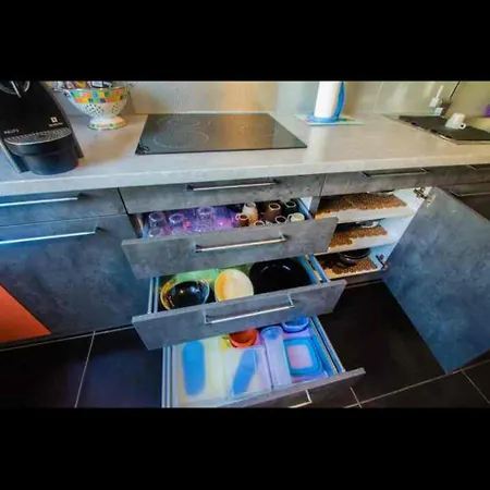 T2 Dans Avec Place De Parking Privee Gratuite * Mulhouse