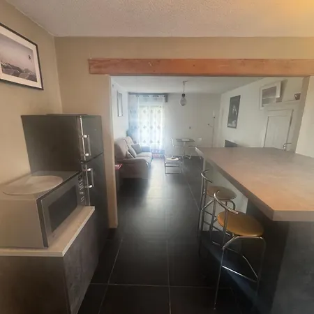 T2 Dans Avec Place De Parking Privee Gratuite Apartment