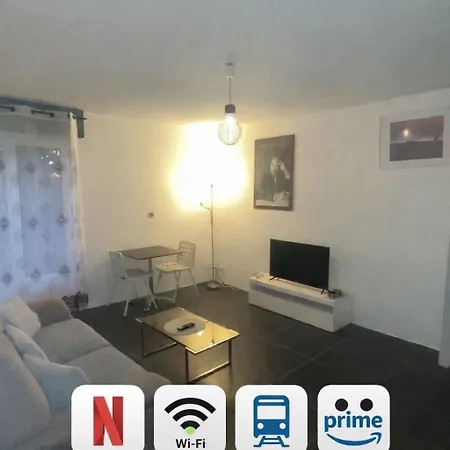 T2 Dans Avec Place De Parking Privee Gratuite