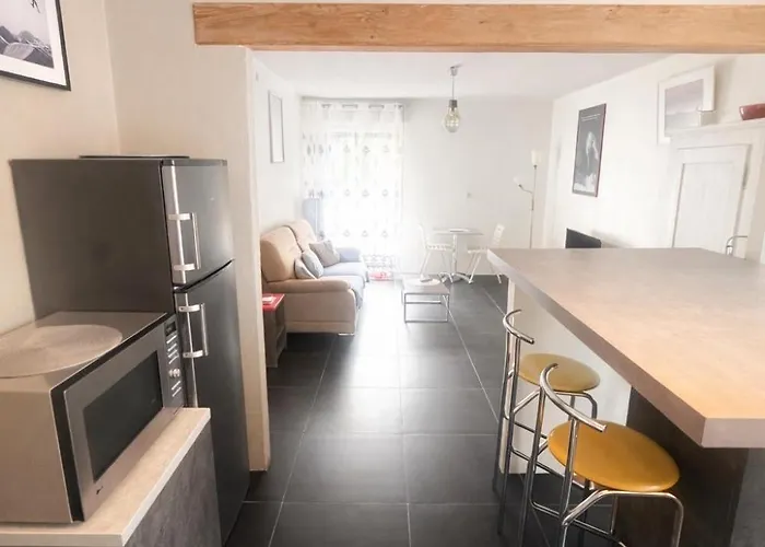 T2 Dans Résidence Avec Place De Parking Privée Gratuite * Mulhouse
